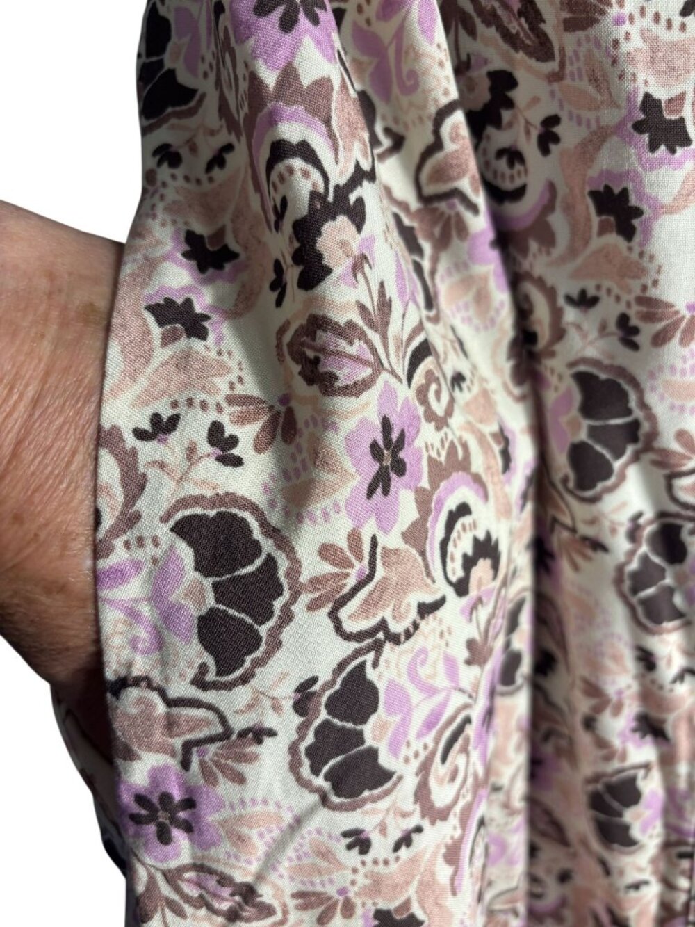 Floral Boho Maxi Dress With Sweetheart Neckline & Smocked Back - Picture 4 of 12